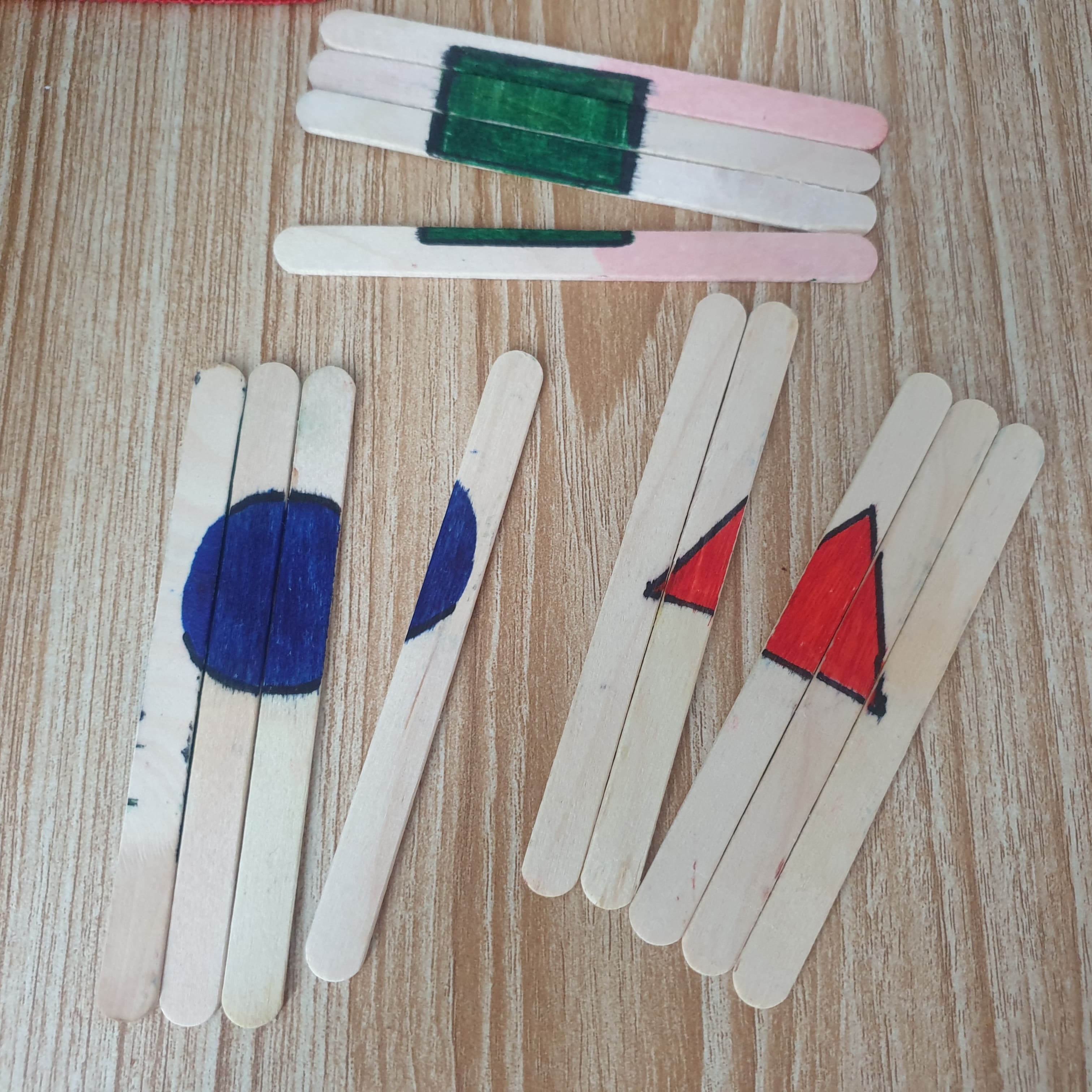 Popsicle Stick Puzzle your kids will surely love